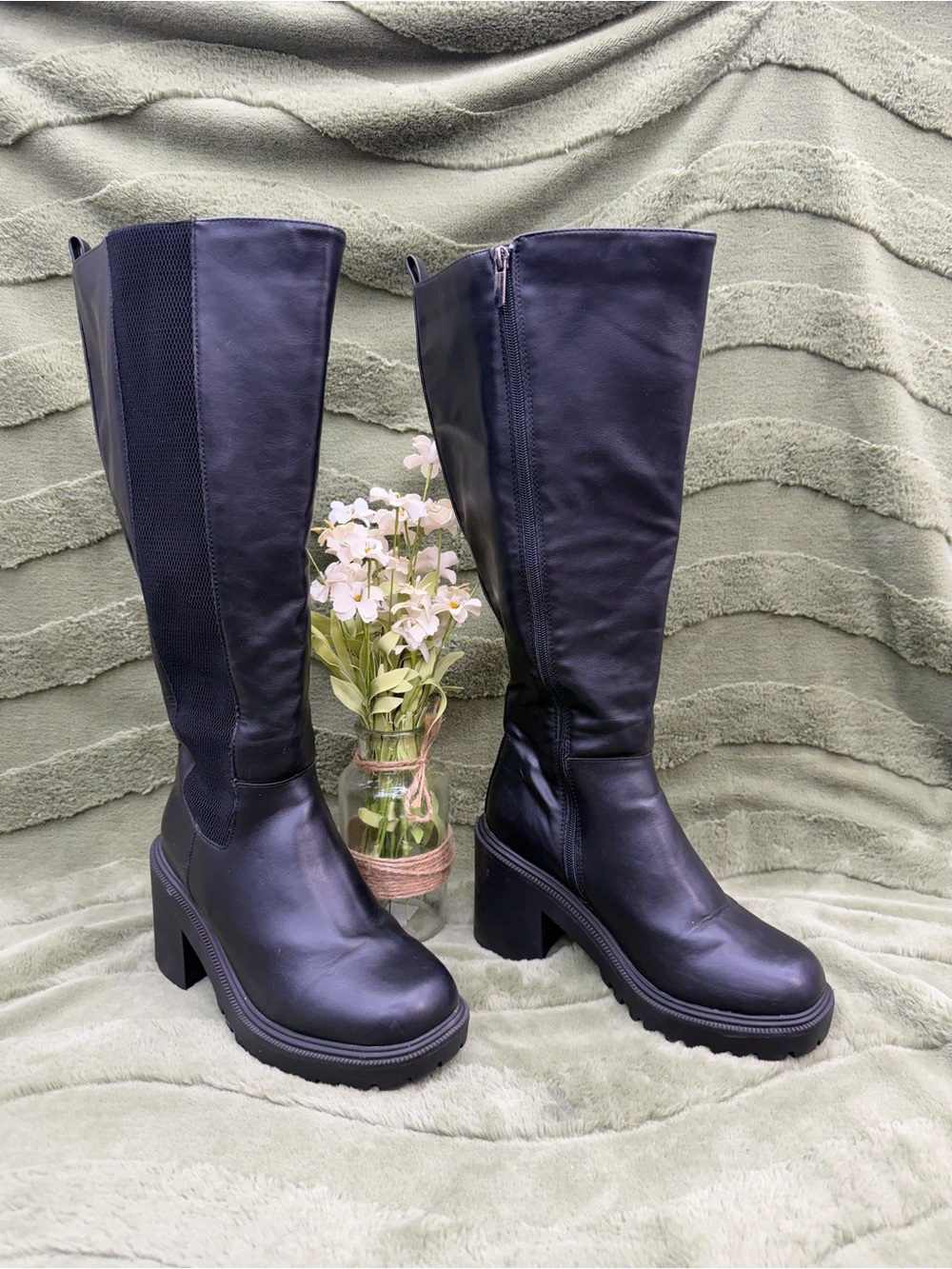 Torrid tall boots